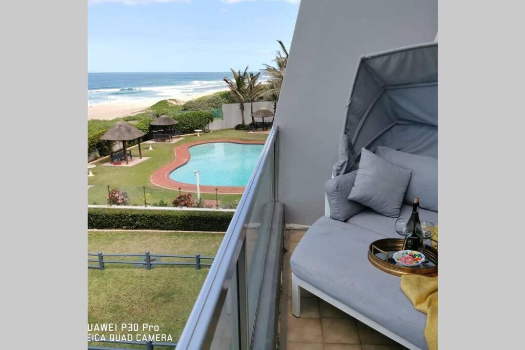 35 Inyoni Rocks Cabanas Amanzimtoti Exterior photo